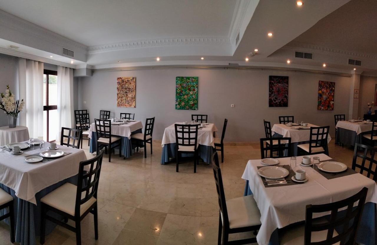 Hotel & Spa Plaza Arriate Bagian luar foto