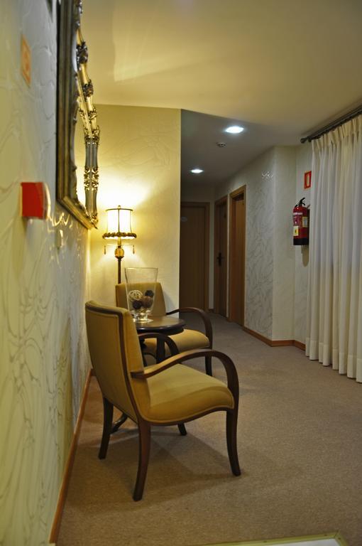 Hotel & Spa Plaza Arriate Bagian luar foto