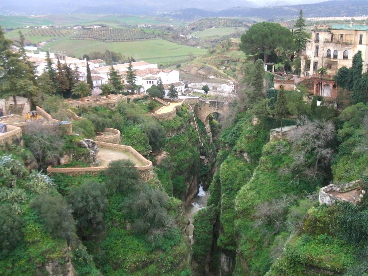 Hotel & Spa Plaza Arriate Bagian luar foto