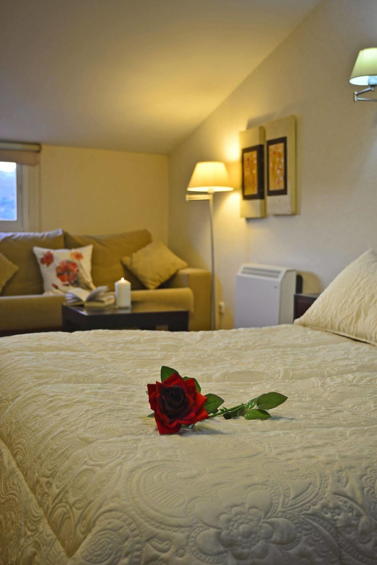 Hotel & Spa Plaza Arriate Bagian luar foto