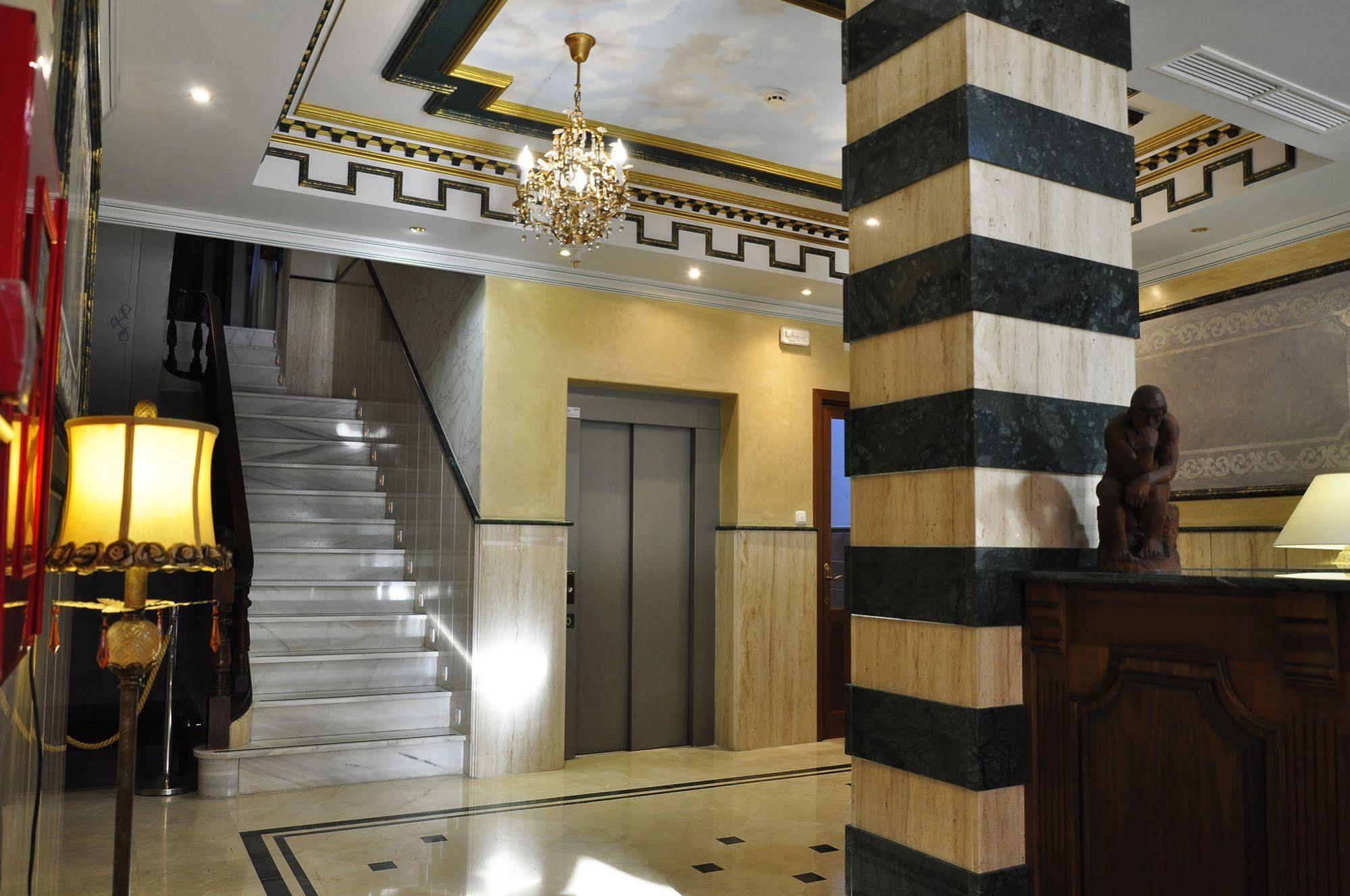 Hotel & Spa Plaza Arriate Bagian luar foto